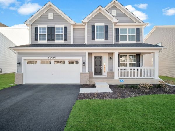25529 W Streamwood Lane, Plainfield, IL 60544