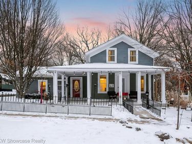 530 Hickory St Hickory Street, Milford Vlg, MI 48381