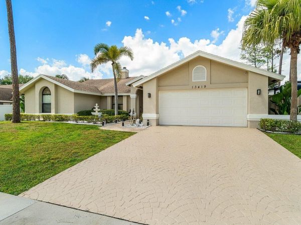 13419 Northumberland Circle, Wellington, FL 33414