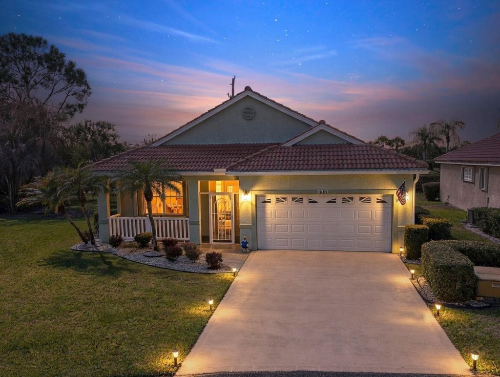 890 NW Sarria Court, Port Saint Lucie, FL 34986 Photo