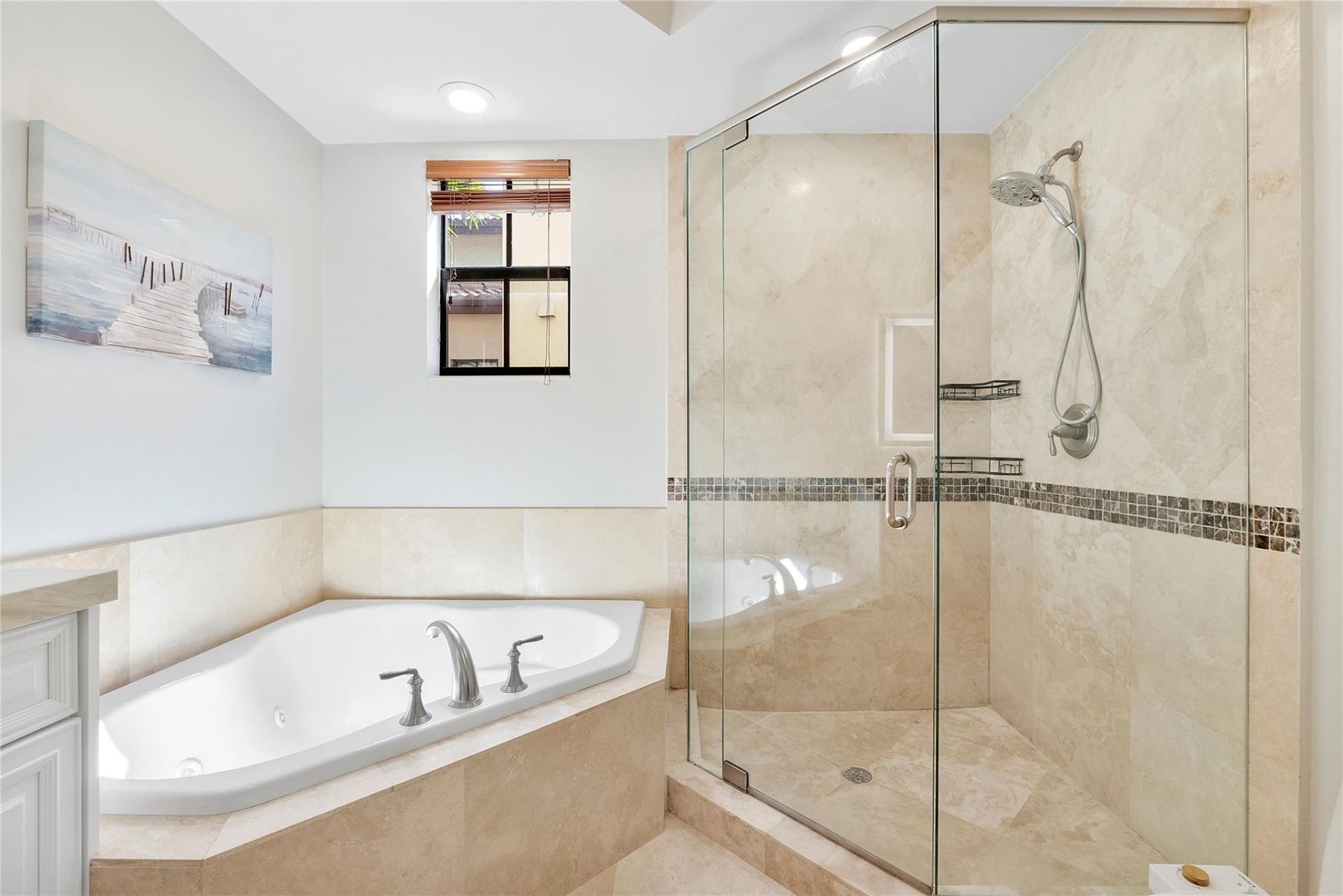 430 NE 7th Avenue, Unit 430, Fort Lauderdale, FL 33301 Photo