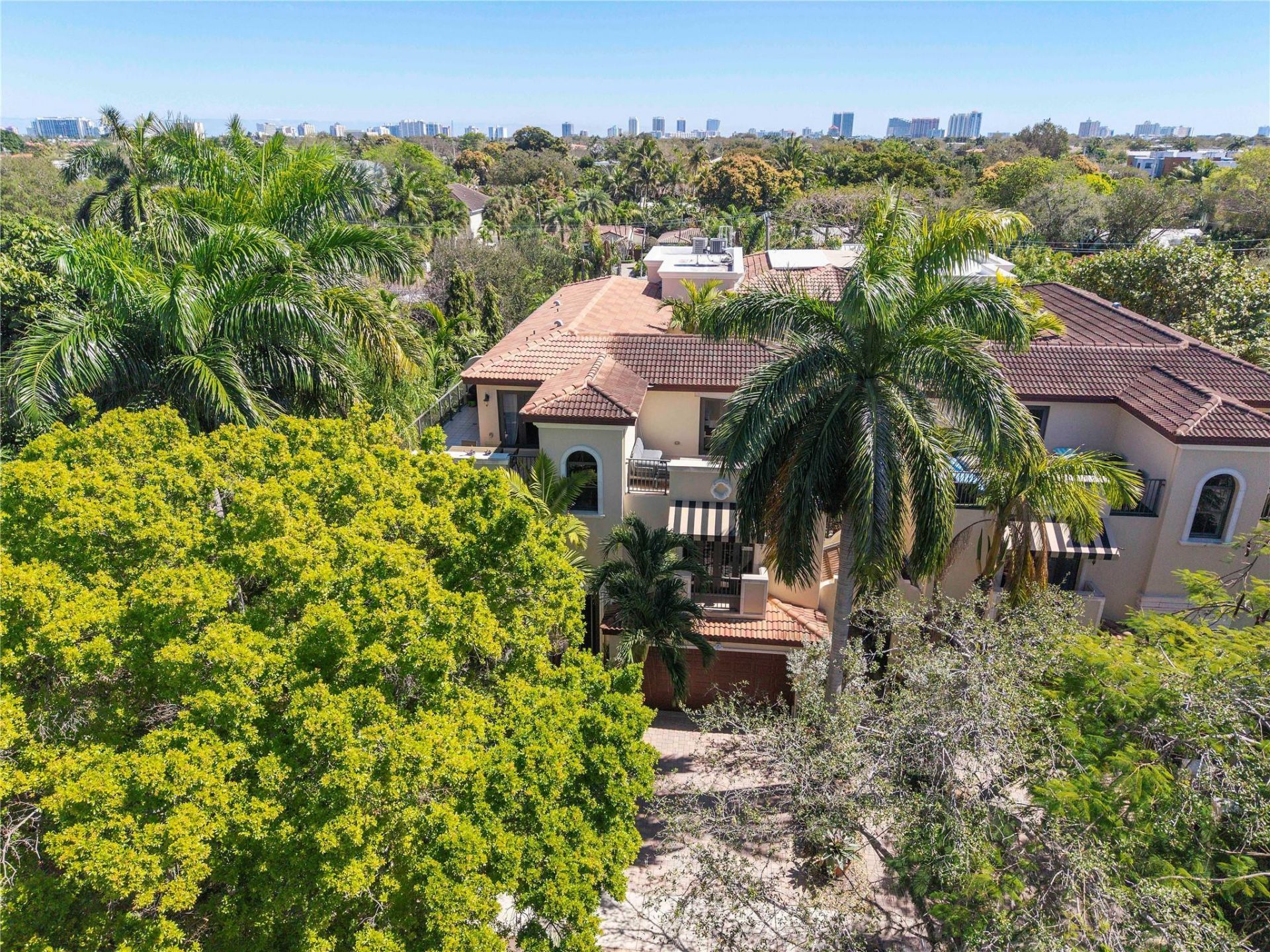 430 NE 7th Avenue, Unit 430, Fort Lauderdale, FL 33301 Photo