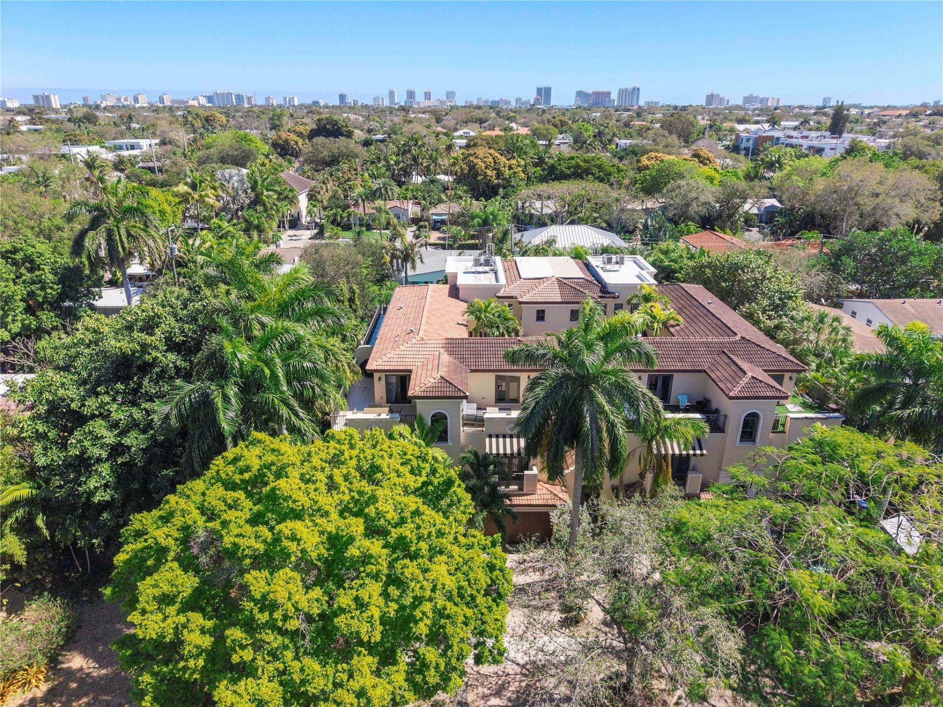 430 NE 7th Avenue, Unit 430, Fort Lauderdale, FL 33301 Photo