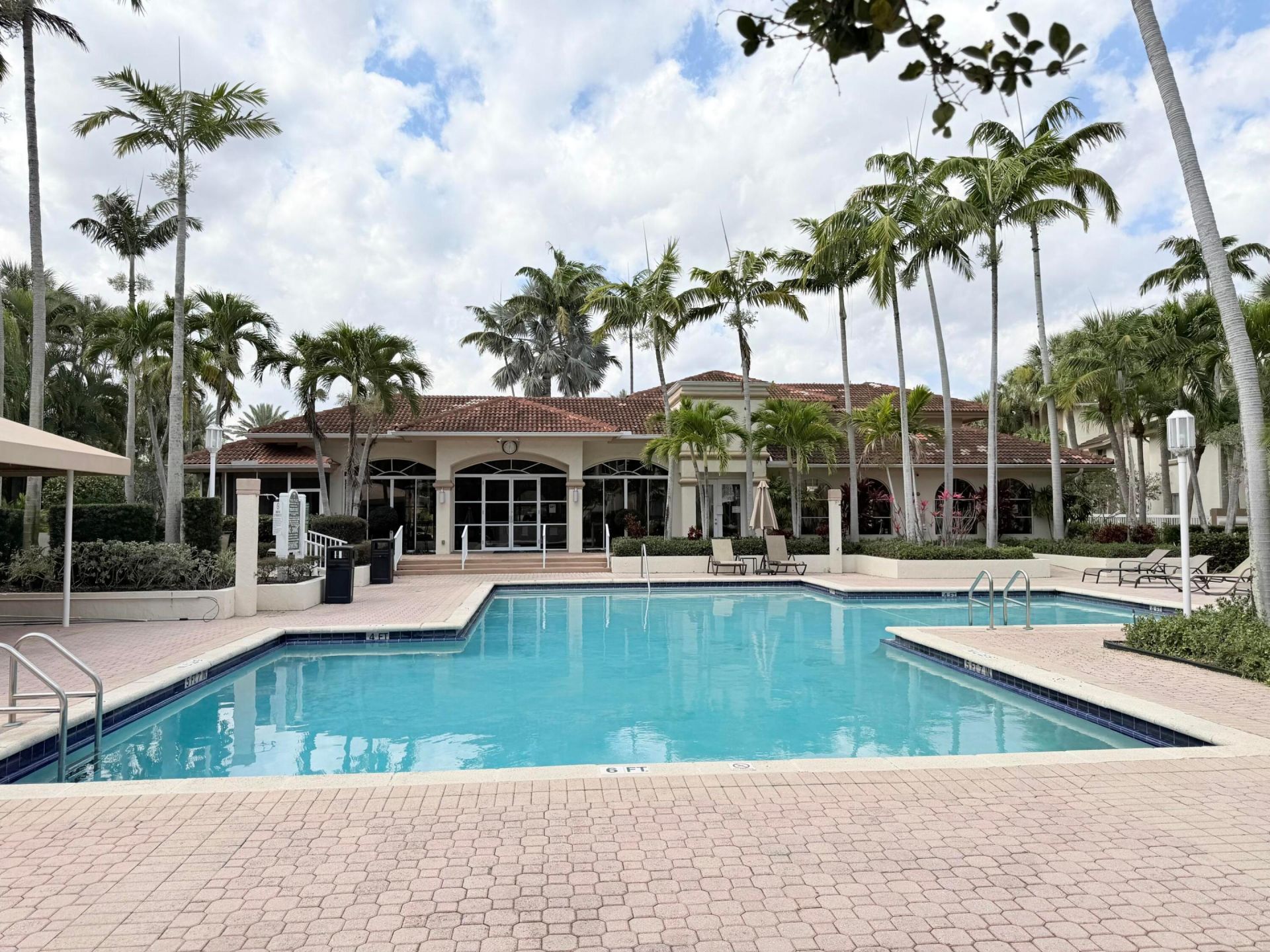 13206 Glenmoor Drive, Unit 13206, West Palm Beach, FL 33409 Photo