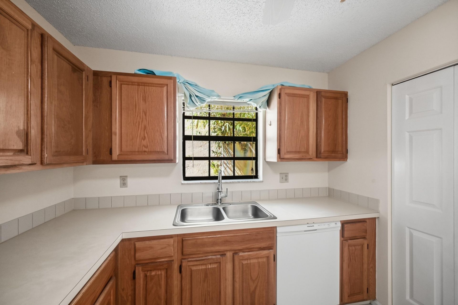 440 Ashwood Place, Boca Raton, FL 33431 Photo