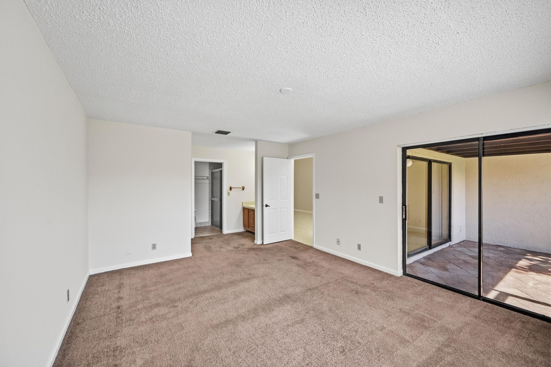 440 Ashwood Place, Boca Raton, FL 33431 Photo