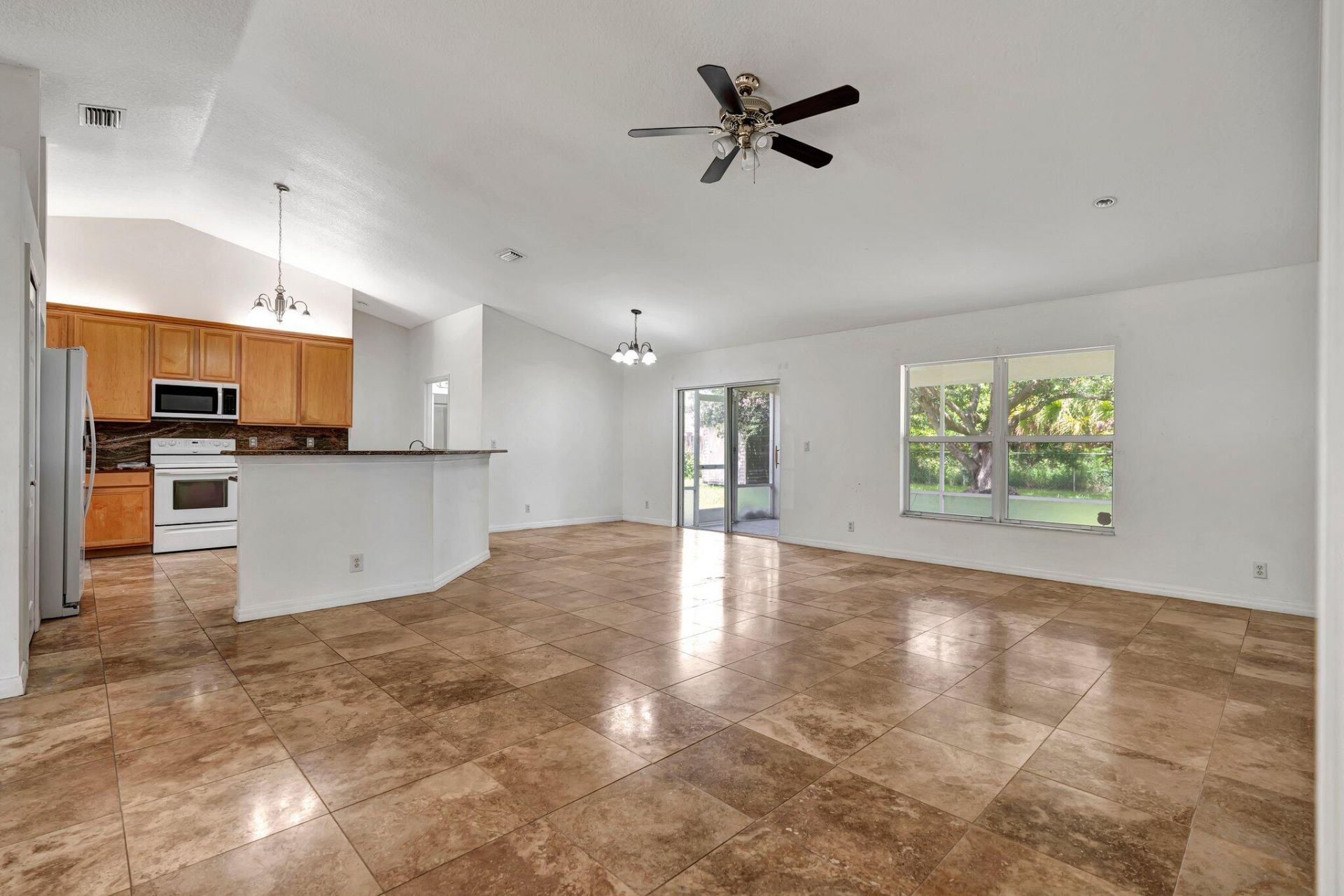 997 SW Eureka Avenue, Port Saint Lucie, FL 34953 Photo