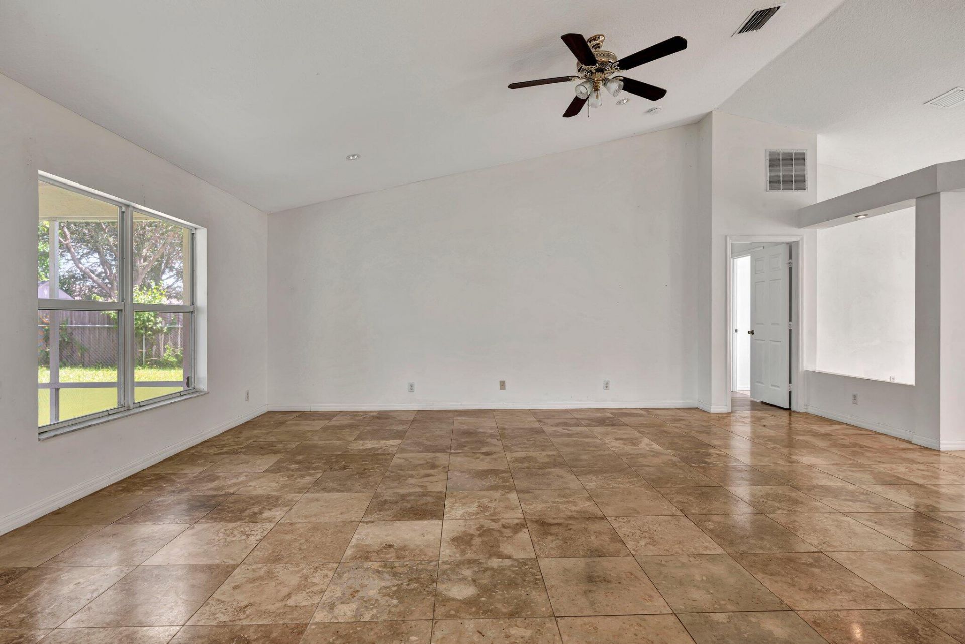 997 SW Eureka Avenue, Port Saint Lucie, FL 34953 Photo