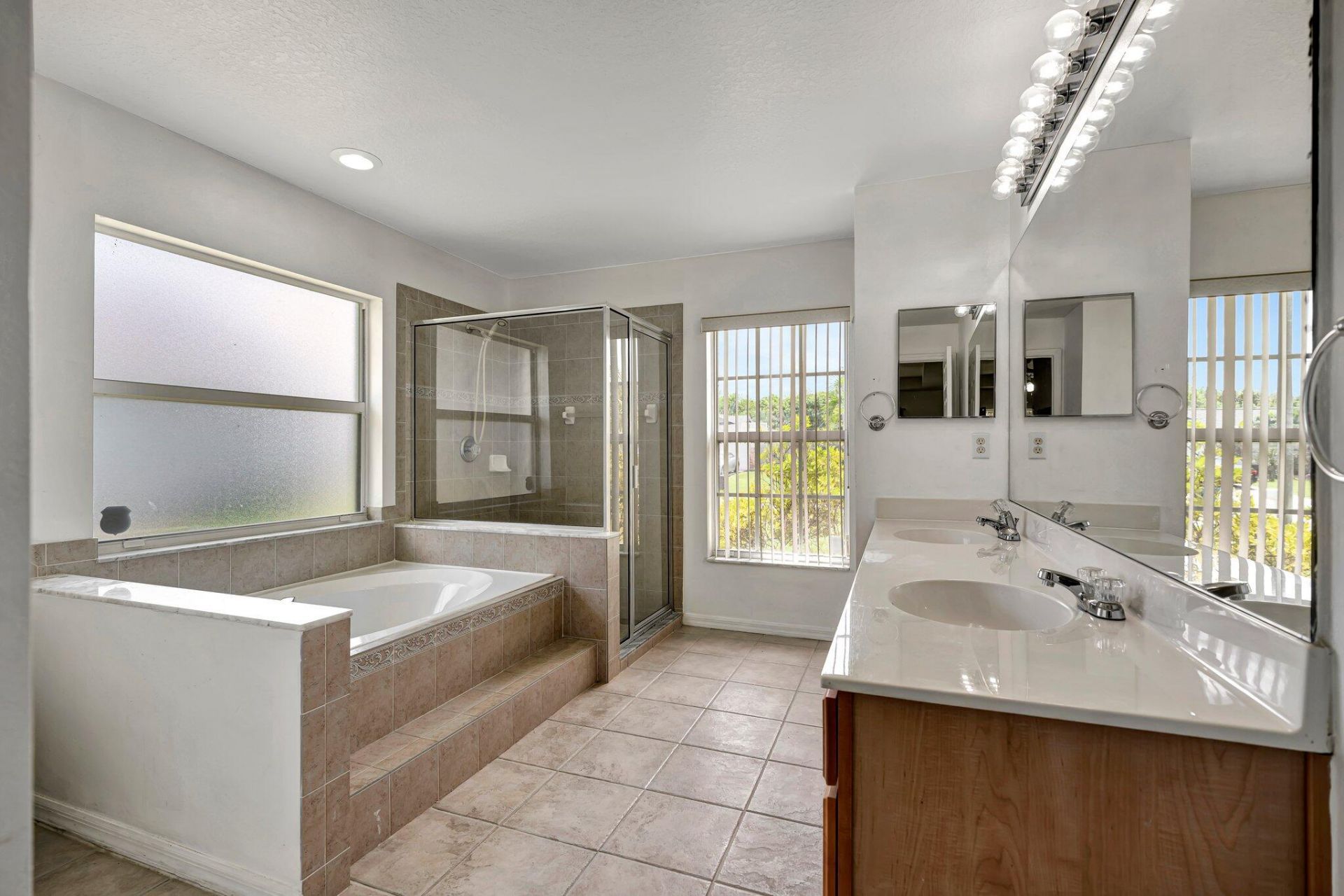 997 SW Eureka Avenue, Port Saint Lucie, FL 34953 Photo