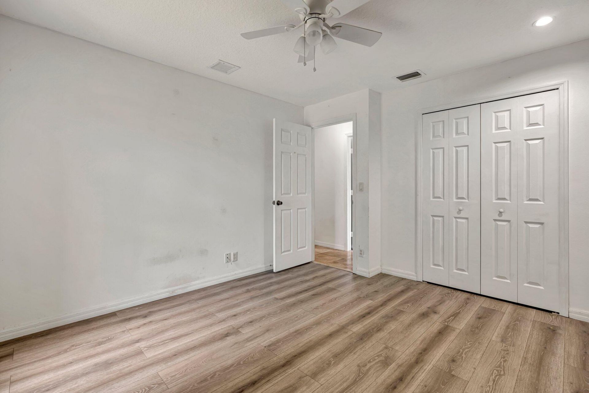 997 SW Eureka Avenue, Port Saint Lucie, FL 34953 Photo