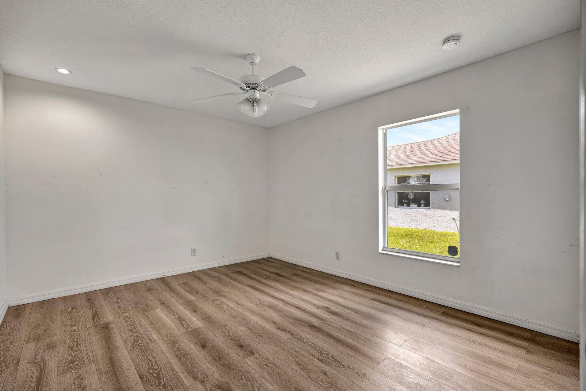 997 SW Eureka Avenue, Port Saint Lucie, FL 34953 Photo