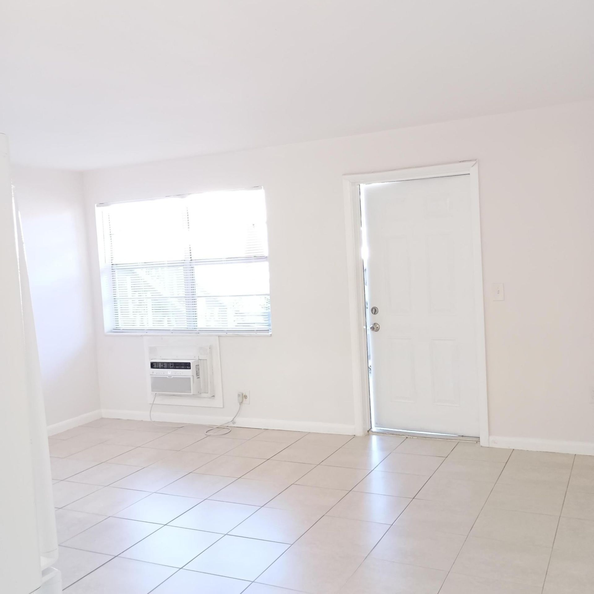 126 Cleveland Street, Unit 3, Lake Worth Beach, FL 33461 Photo