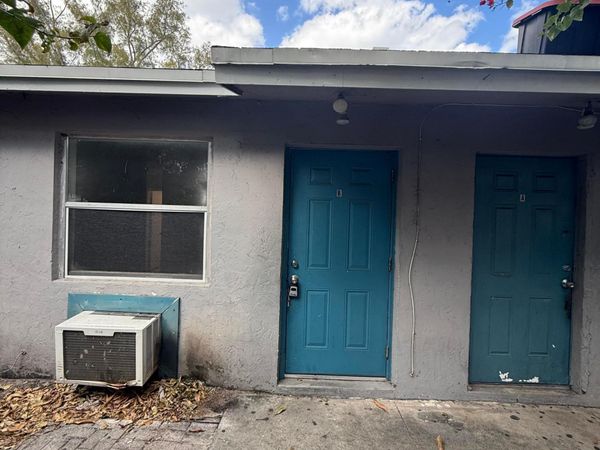 3601 Pinewood Avenue, West Palm Beach, FL 33407