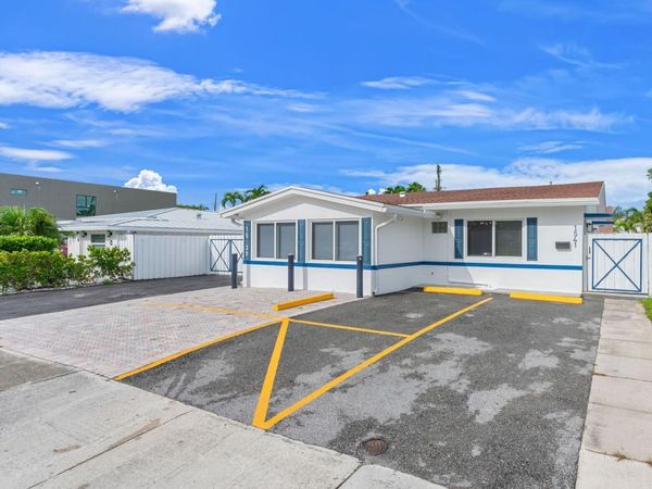 1541 NE 15th Avenue, Unit 1541, Fort Lauderdale, FL 33304