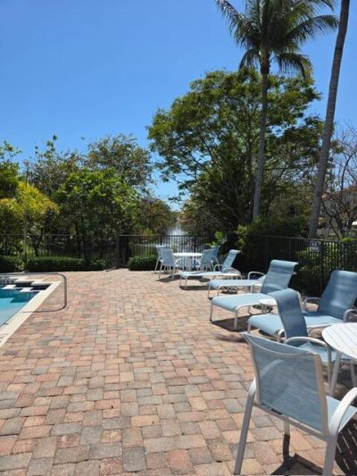 398 Lake Monterey Circle, Boynton Beach, FL 33426 Photo