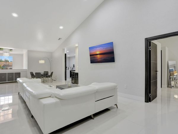 6584 Villa Sonrisa Drive, Unit 1122, Boca Raton, FL 33433