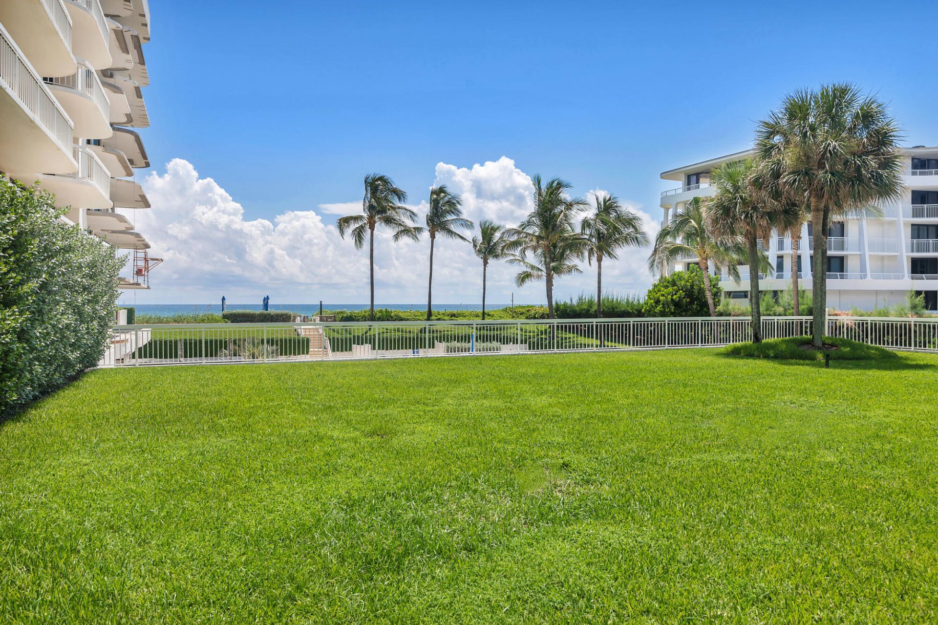 2580 S Ocean Boulevard, Unit 1a1, Palm Beach, FL 33480 Photo