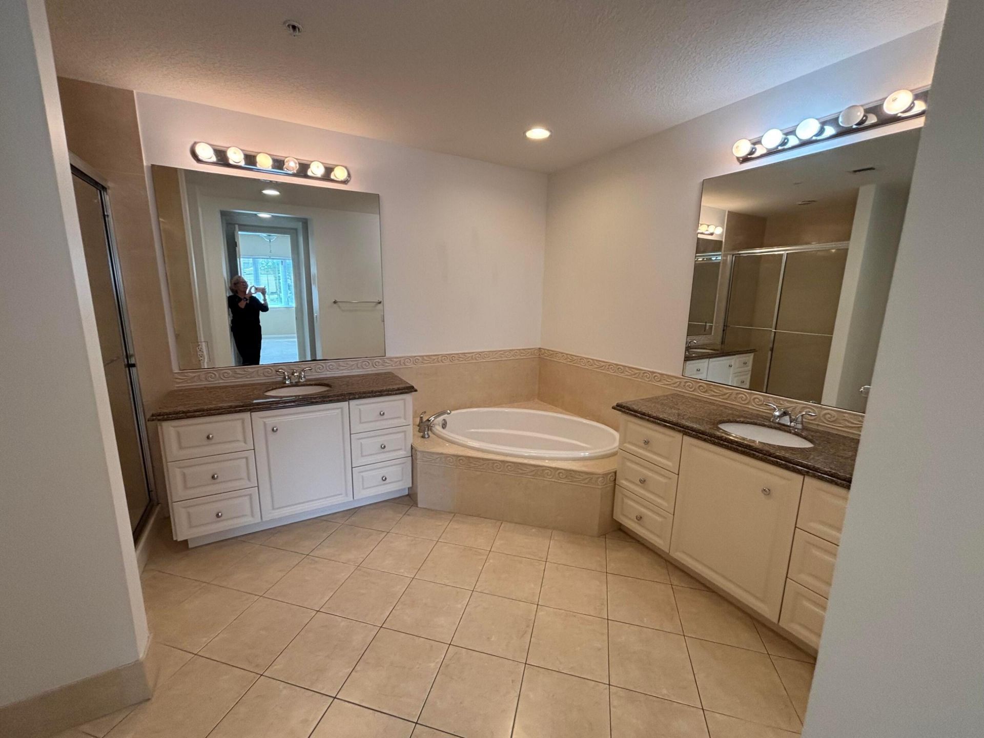 5 Harbour Isle Drive E, Unit 103, Fort Pierce, FL 34949 Photo