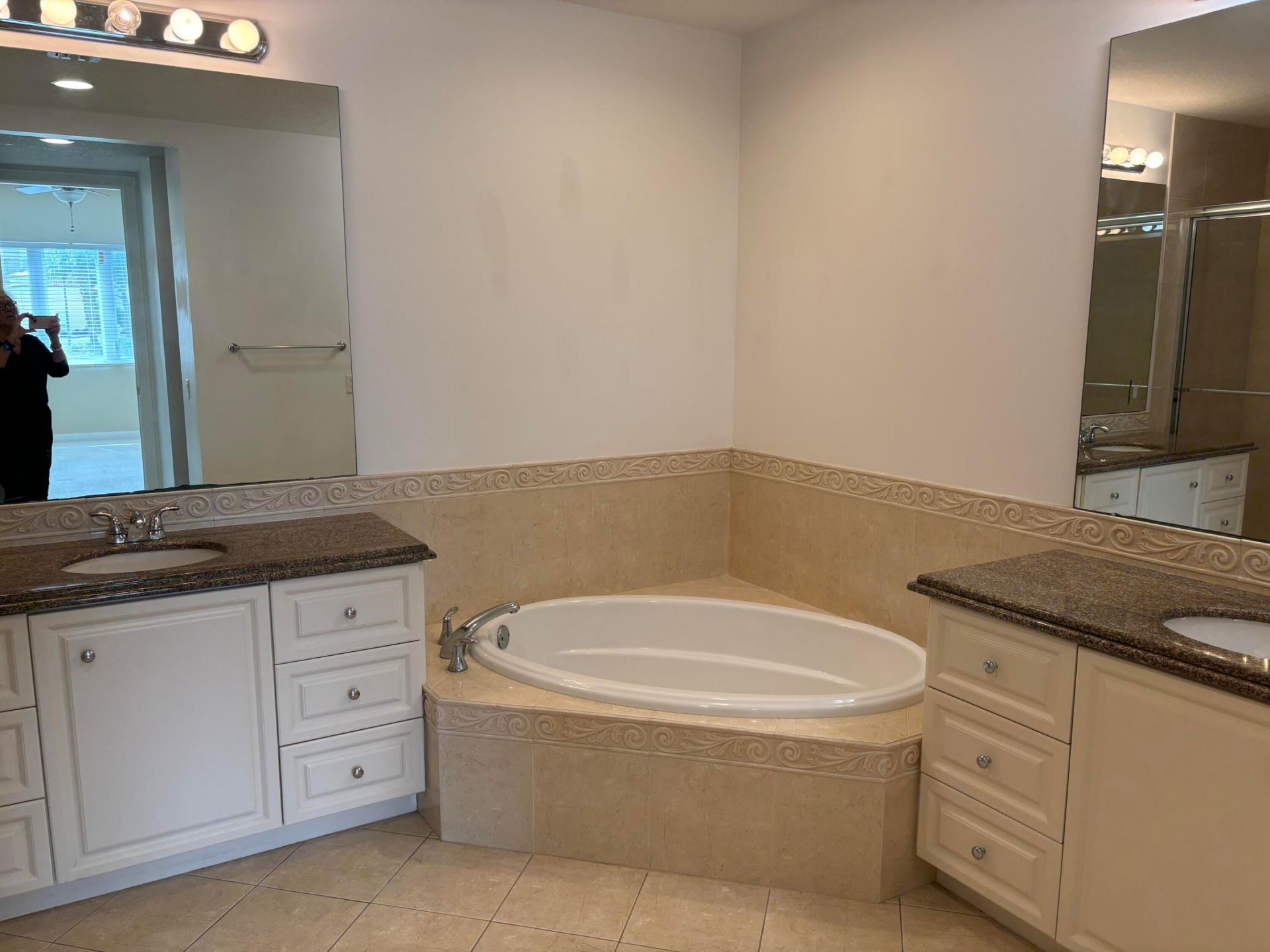 5 Harbour Isle Drive E, Unit 103, Fort Pierce, FL 34949 Photo