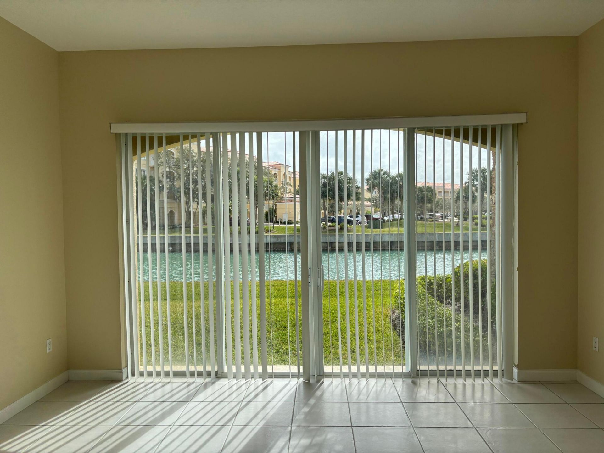 5 Harbour Isle Drive E, Unit 103, Fort Pierce, FL 34949 Photo