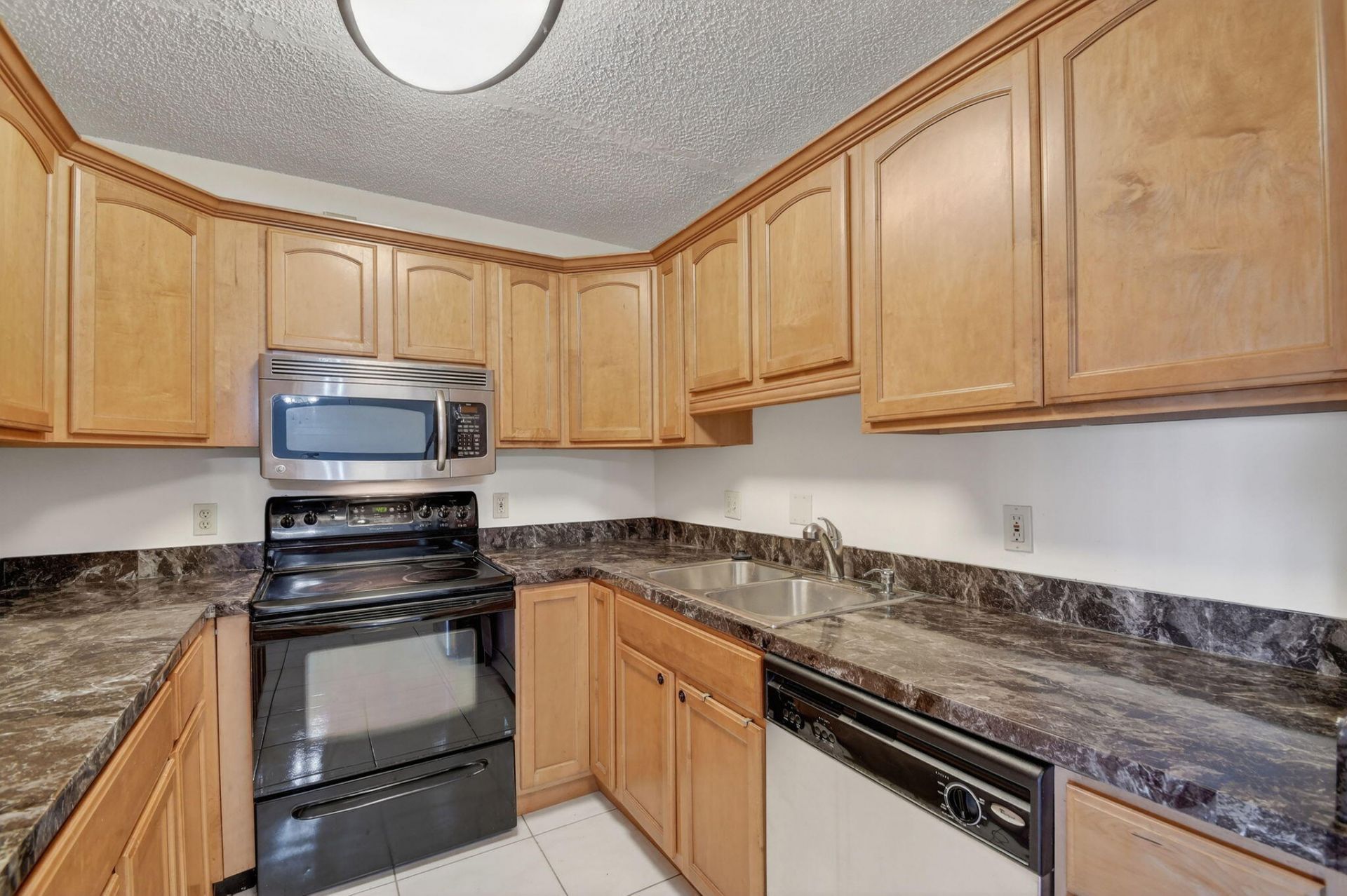 1013 Green Pine Boulevard, Unit G1, West Palm Beach, FL 33409 Photo