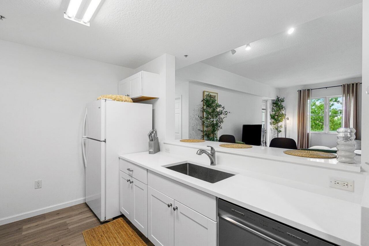 1209 Main Street, Unit 302, Jupiter, FL 33458 Photo