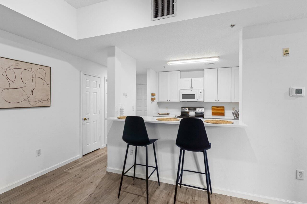 1209 Main Street, Unit 302, Jupiter, FL 33458 Photo