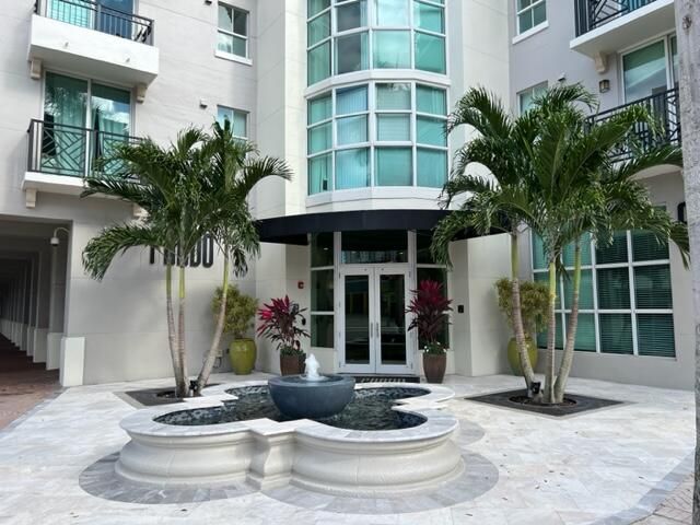 600 S Dixie Highway, Unit 752, West Palm Beach, FL 33401 Photo