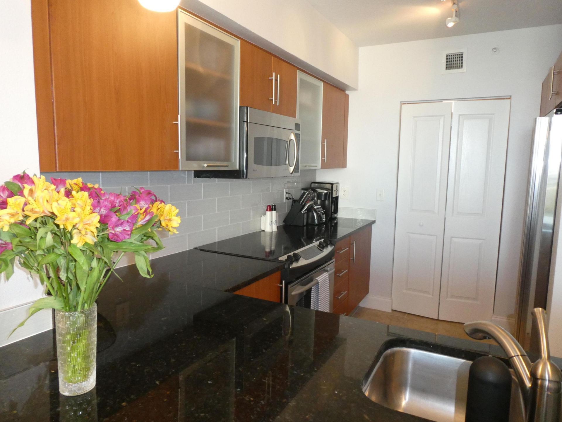 600 S Dixie Highway, Unit 752, West Palm Beach, FL 33401 Photo