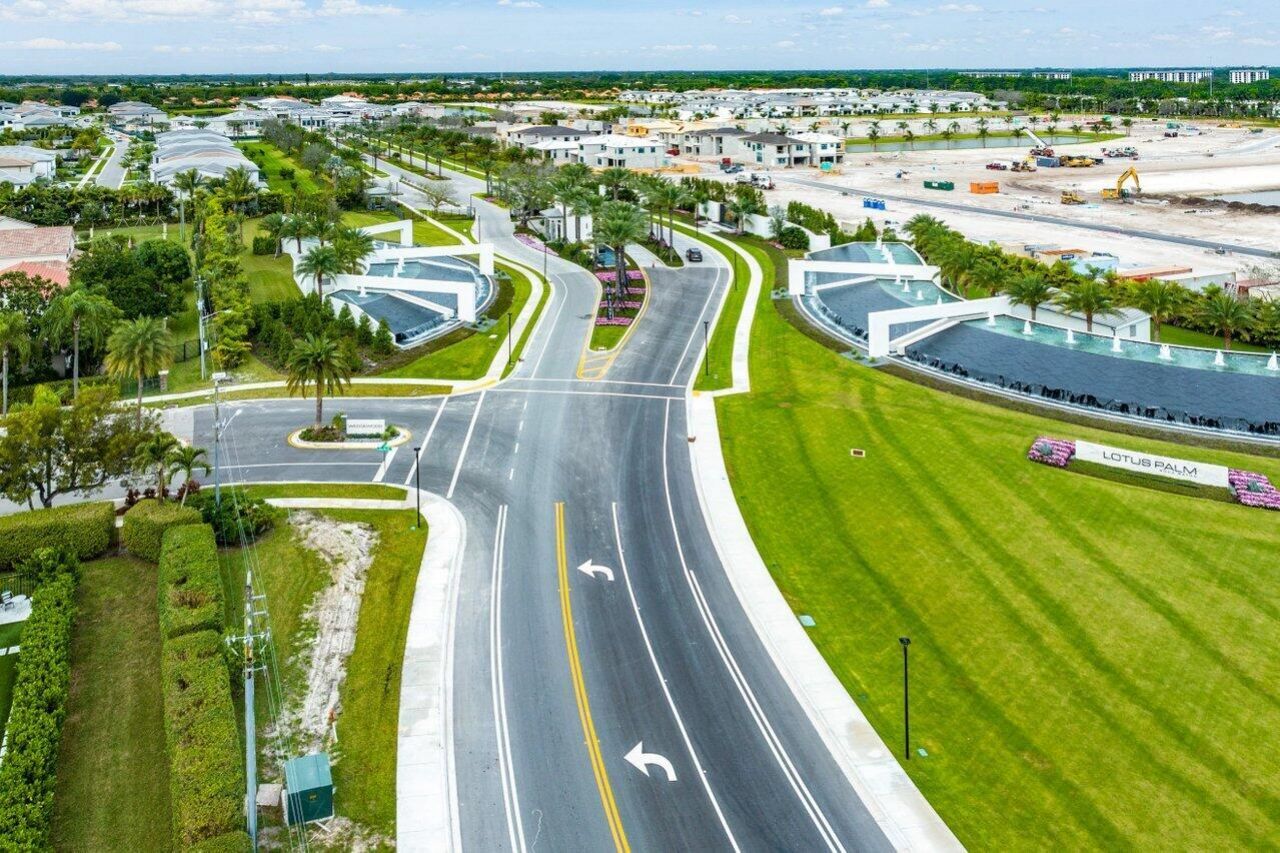 8260 Royal County Down Road, Boca Raton, FL 33434 Photo