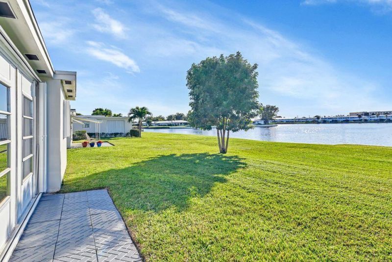 131 NW 14th Street, Boynton Beach, FL 33426 Photo