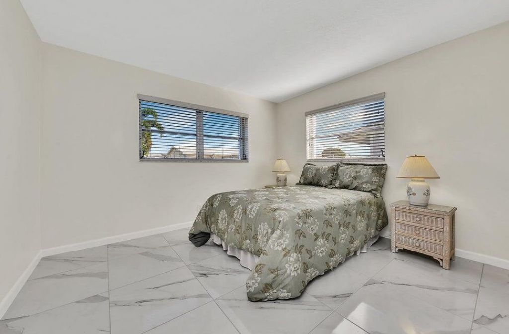 131 NW 14th Street, Boynton Beach, FL 33426 Photo