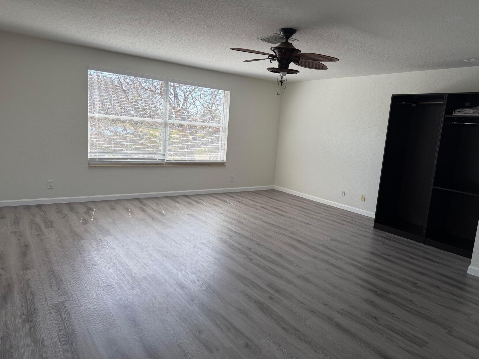 333 Berenger Walk, Royal Palm Beach, FL 33414 Photo