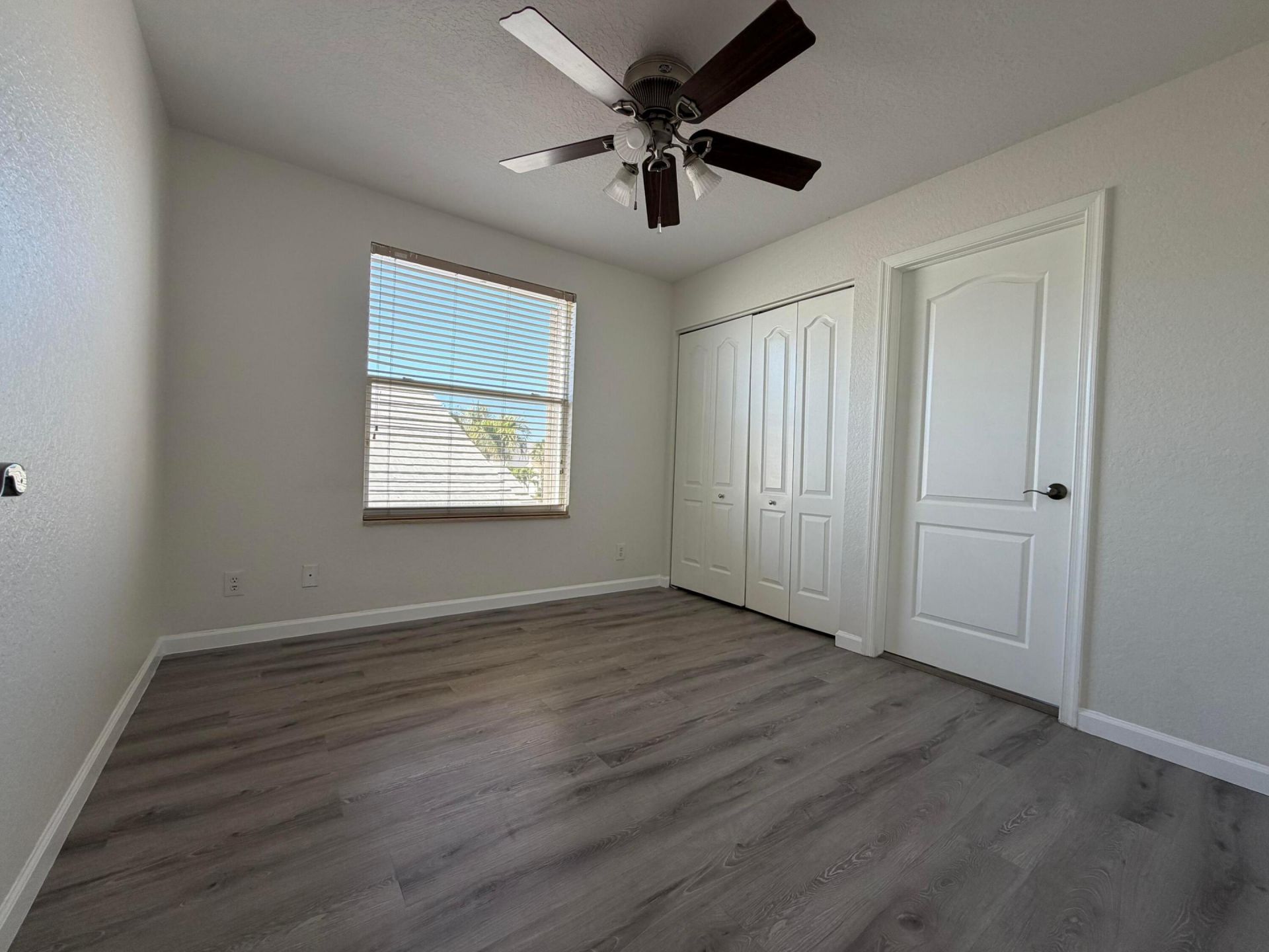 333 Berenger Walk, Royal Palm Beach, FL 33414 Photo