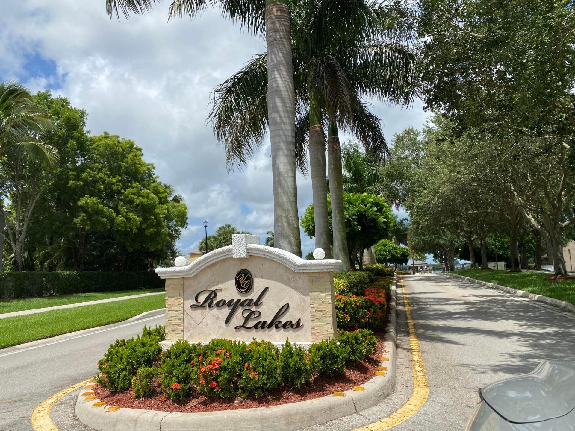333 Berenger Walk, Royal Palm Beach, FL 33414 Photo