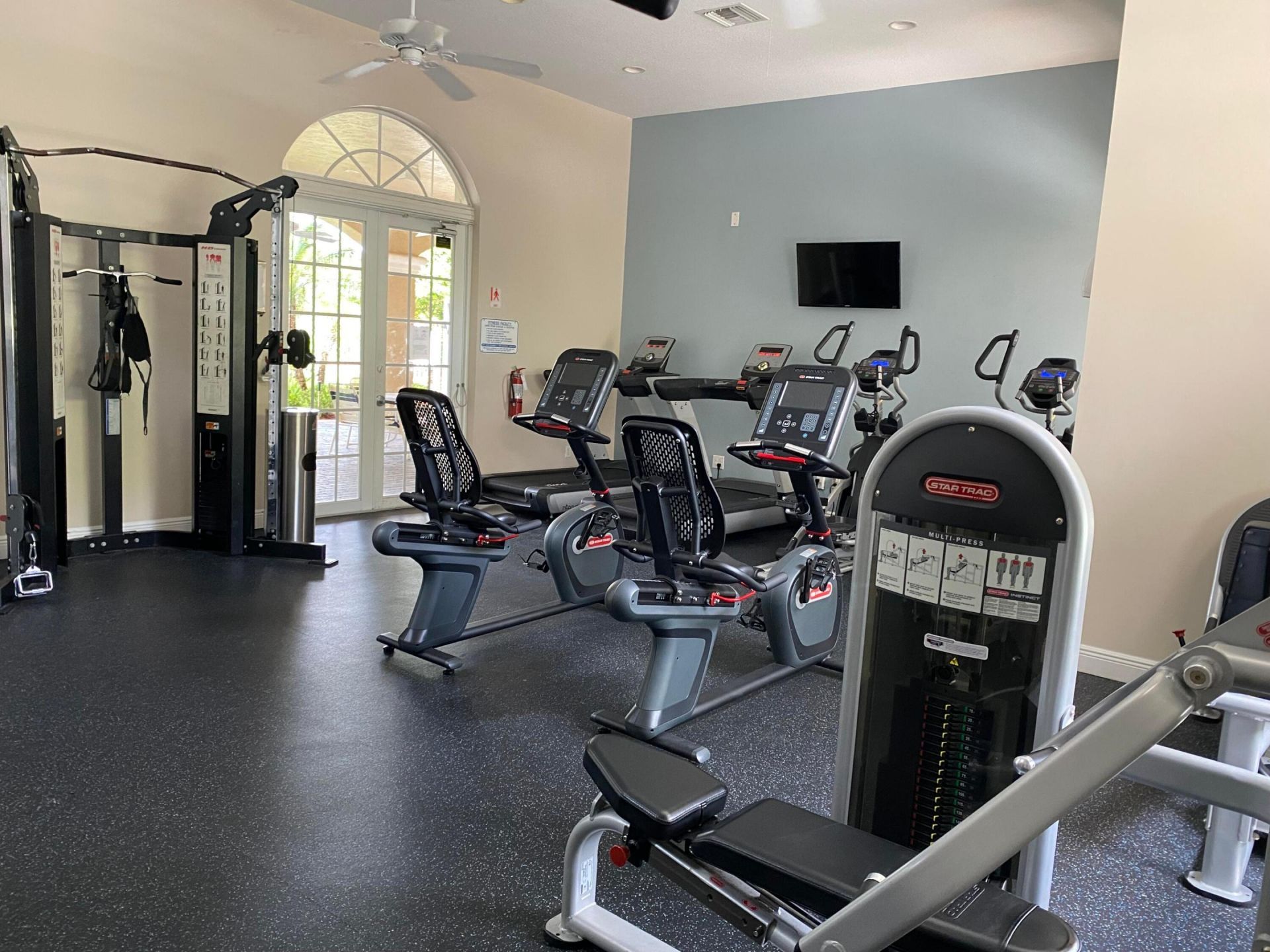 333 Berenger Walk, Royal Palm Beach, FL 33414 Photo