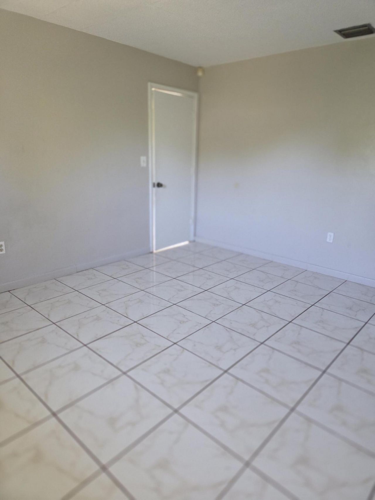 101 NW 188 Street Street, Miami, FL 33169 Photo