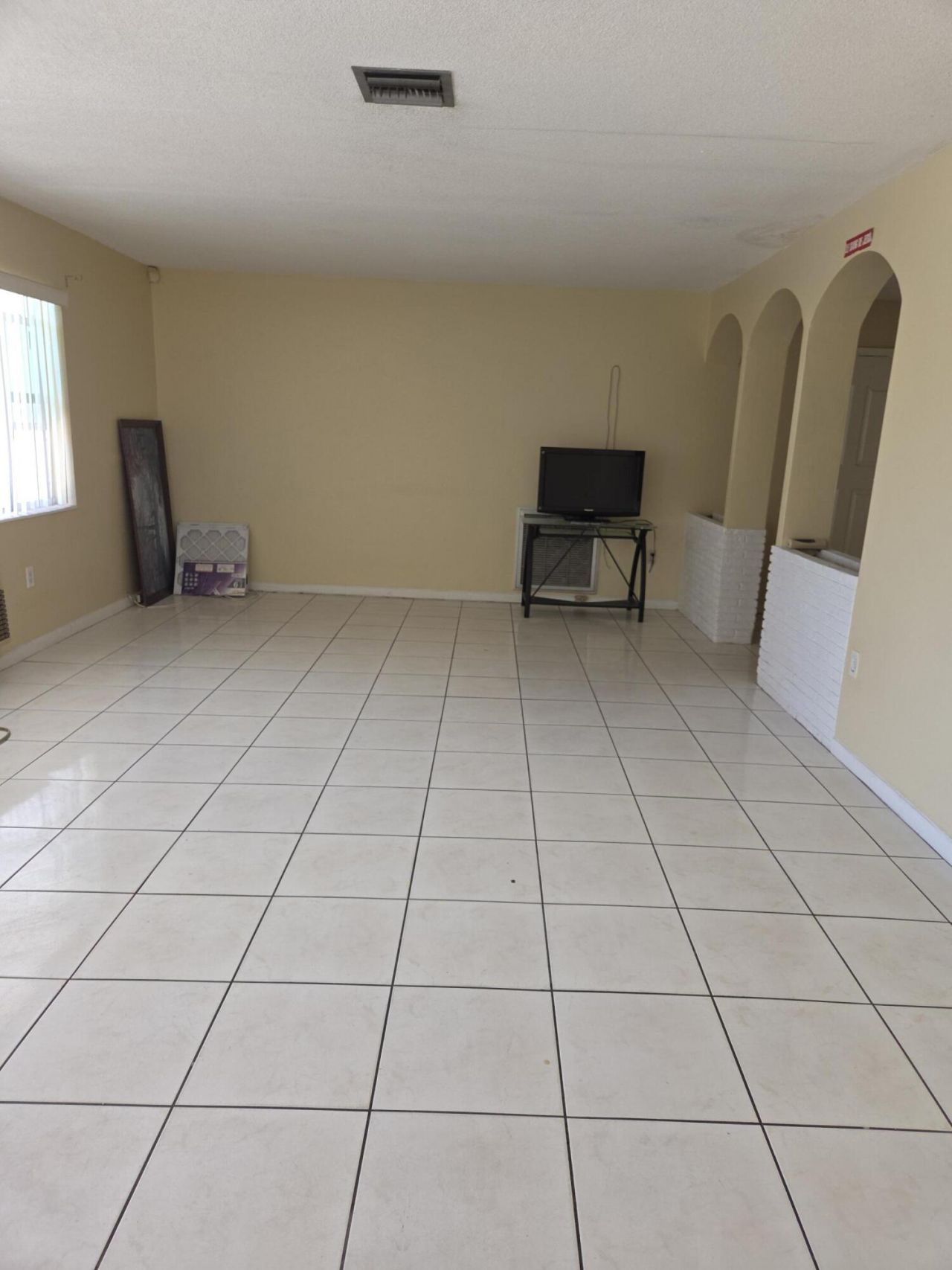 101 NW 188 Street Street, Miami, FL 33169 Photo