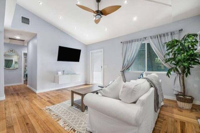 11 SW 4th Street, Delray Beach, FL 33444 Photo