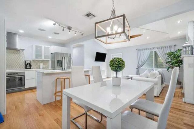 11 SW 4th Street, Delray Beach, FL 33444 Photo