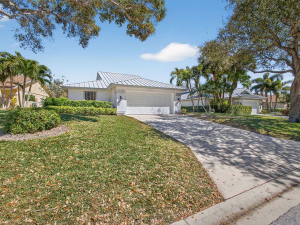 239 Ridge Road, Jupiter, FL 33477