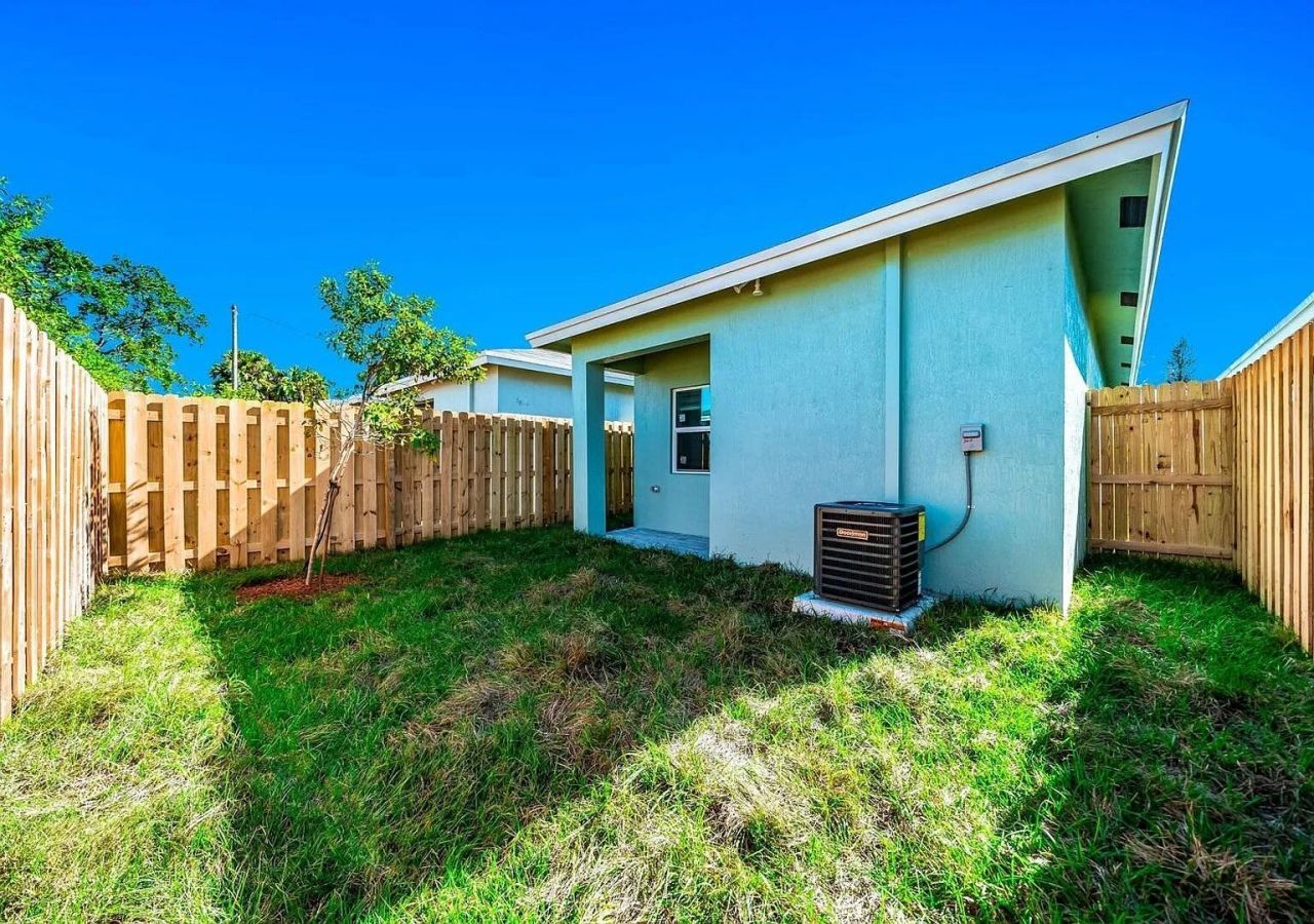 2714 Nokomis Avenue, West Palm Beach, FL 33409 Photo