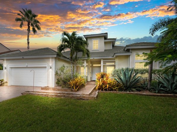 104 NW Rockbridge Court, Port St. Lucie, FL 34986