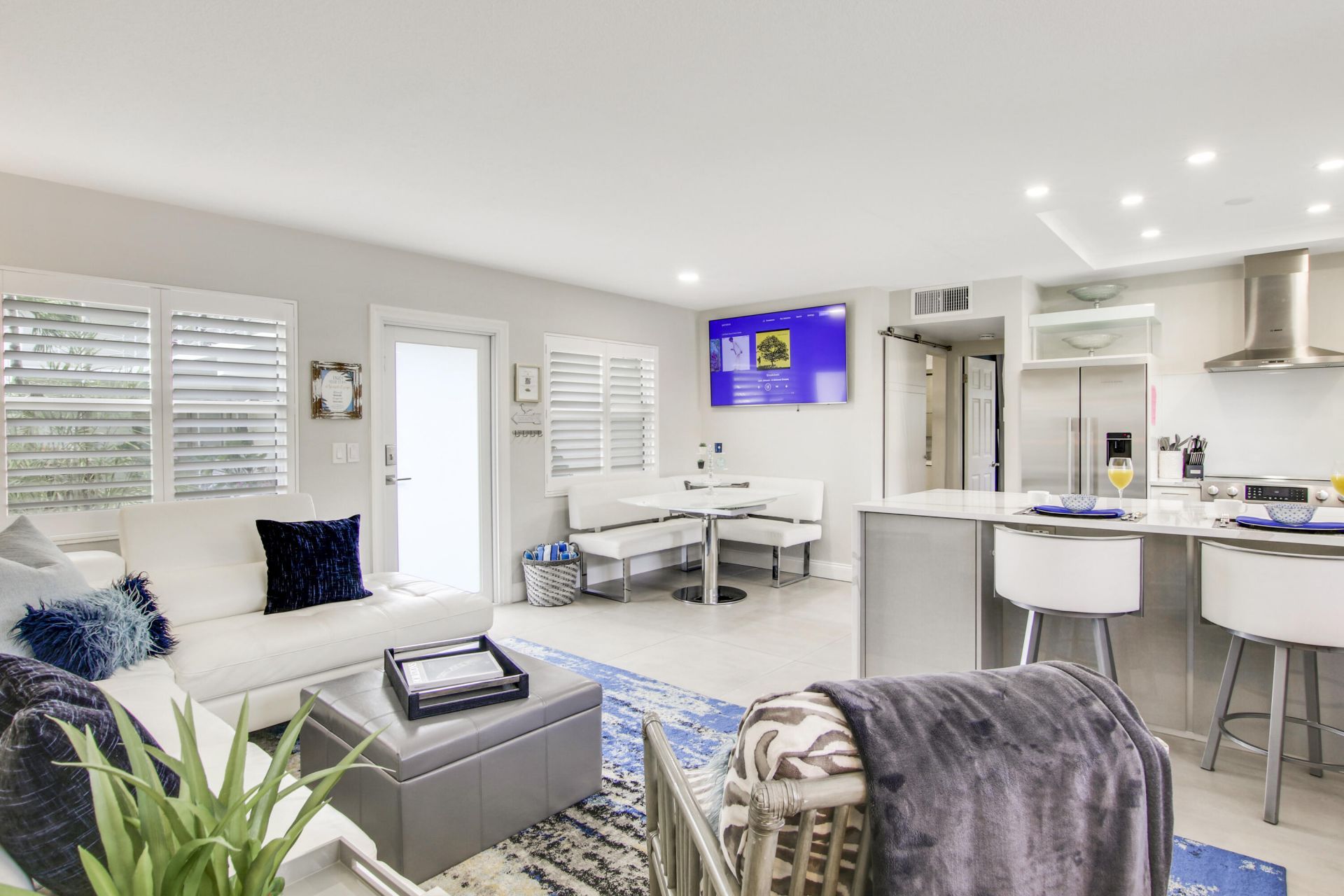 100 Venetian Drive, Unit 2, Delray Beach, FL 33483 Photo