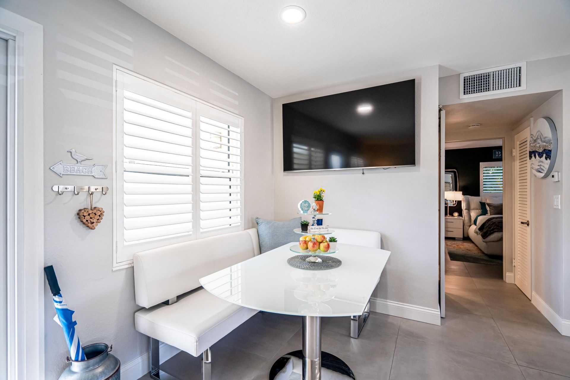 100 Venetian Drive, Unit 2, Delray Beach, FL 33483 Photo