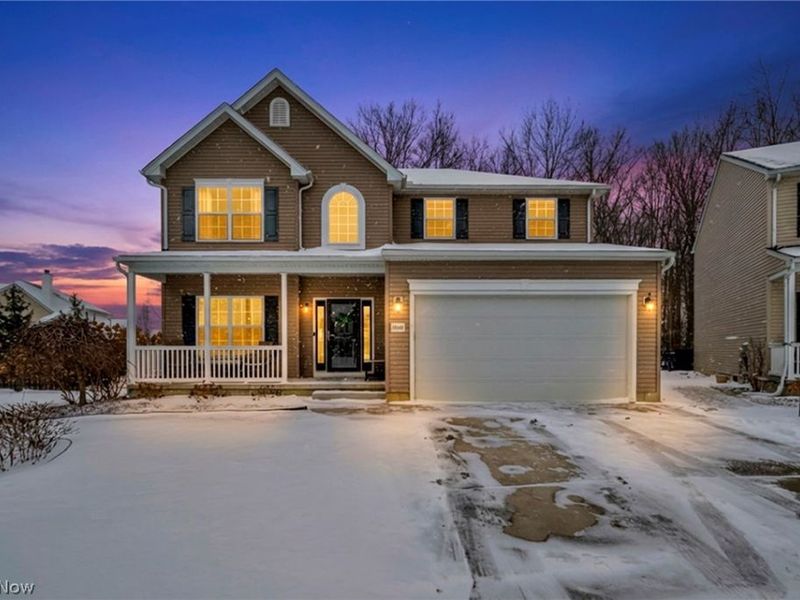 38405 Loman Court, North Ridgeville, OH 44039 Photo 2