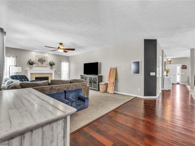 38405 Loman Court, North Ridgeville, OH 44039 Photo 9