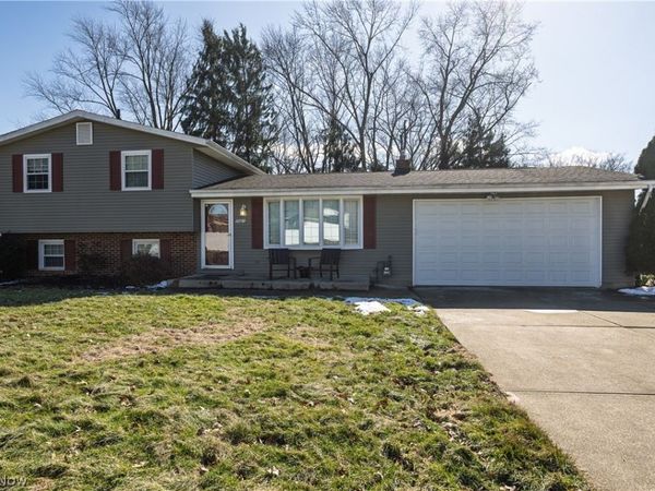 3051 Maytime Street NW, Massillon, OH 44646