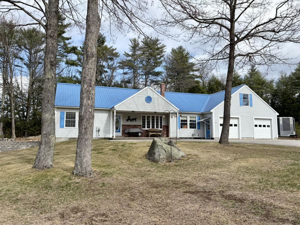 40 Rockwood Lane, Hollis, ME 04042