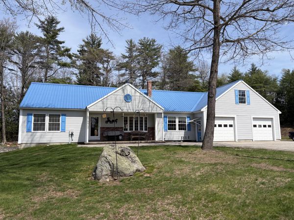 40 Rockwood Lane, Hollis, ME 04042